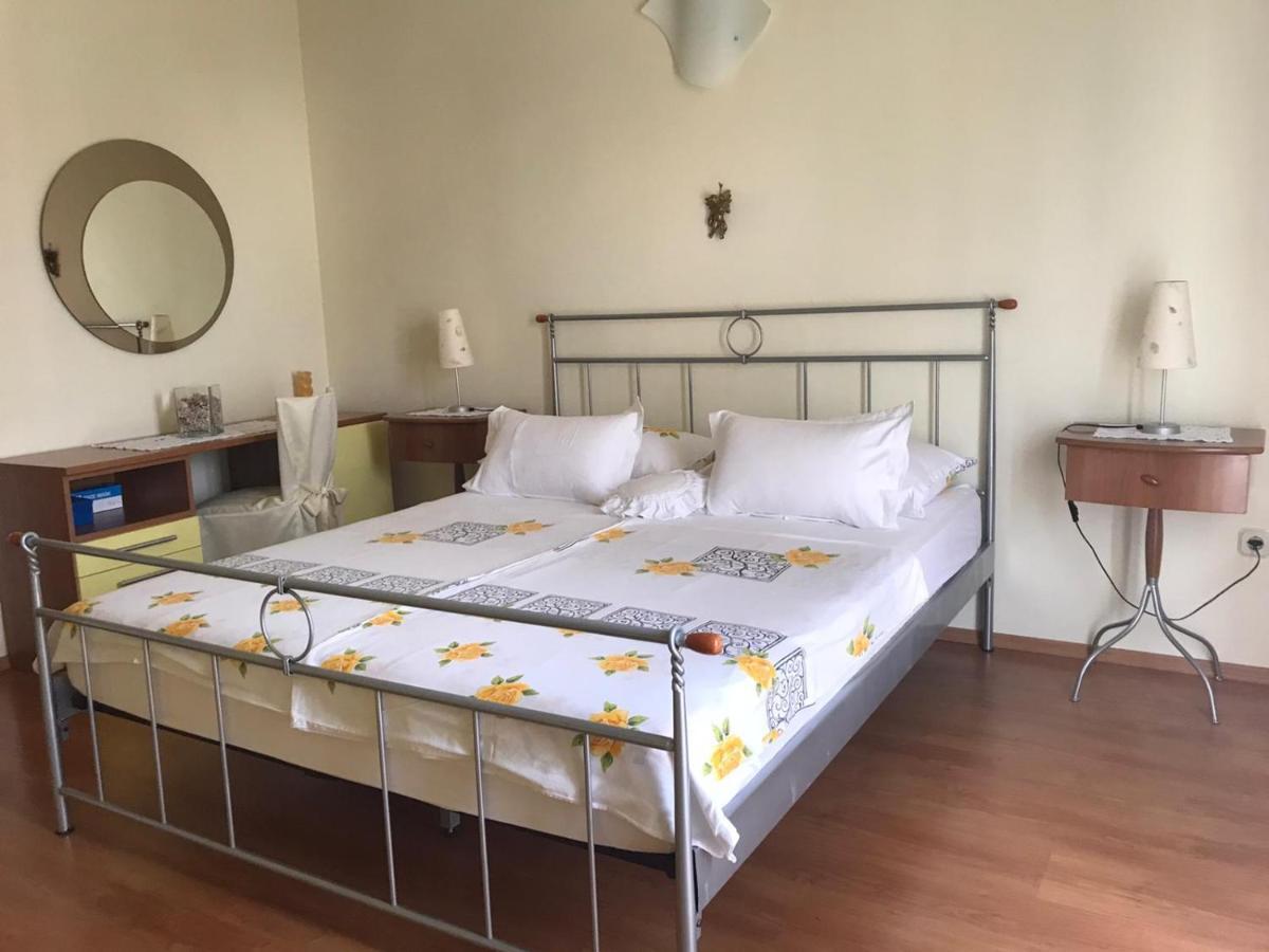 Apartmani Katarina Bol Extérieur photo