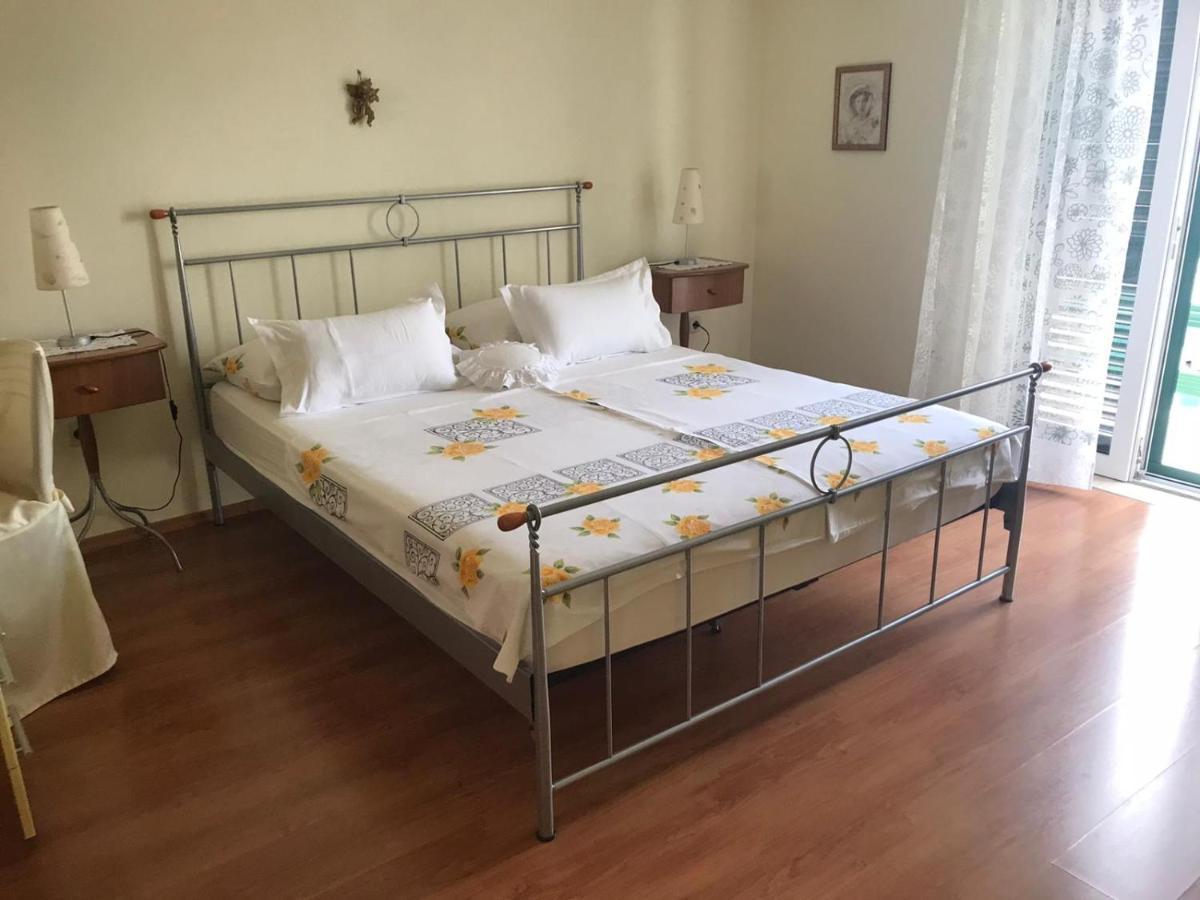 Apartmani Katarina Bol Extérieur photo