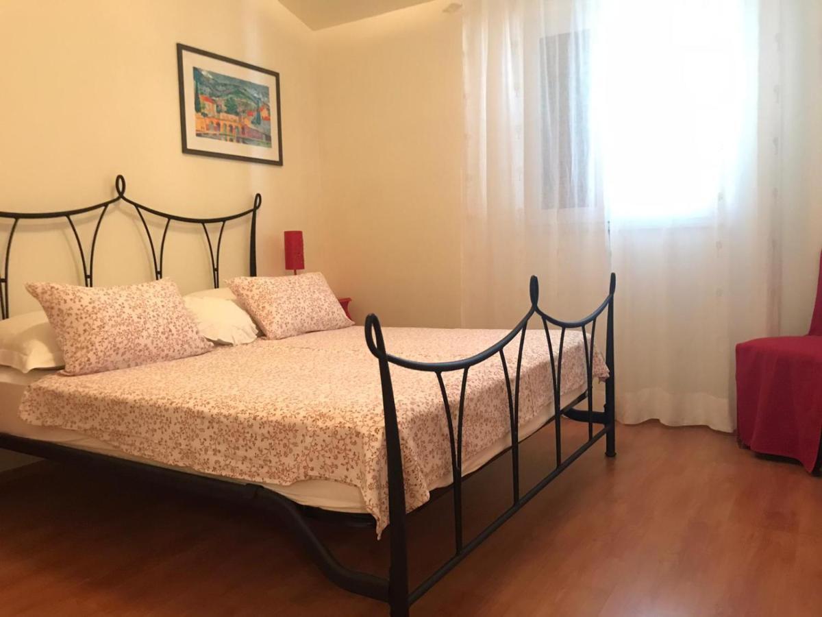 Apartmani Katarina Bol Extérieur photo