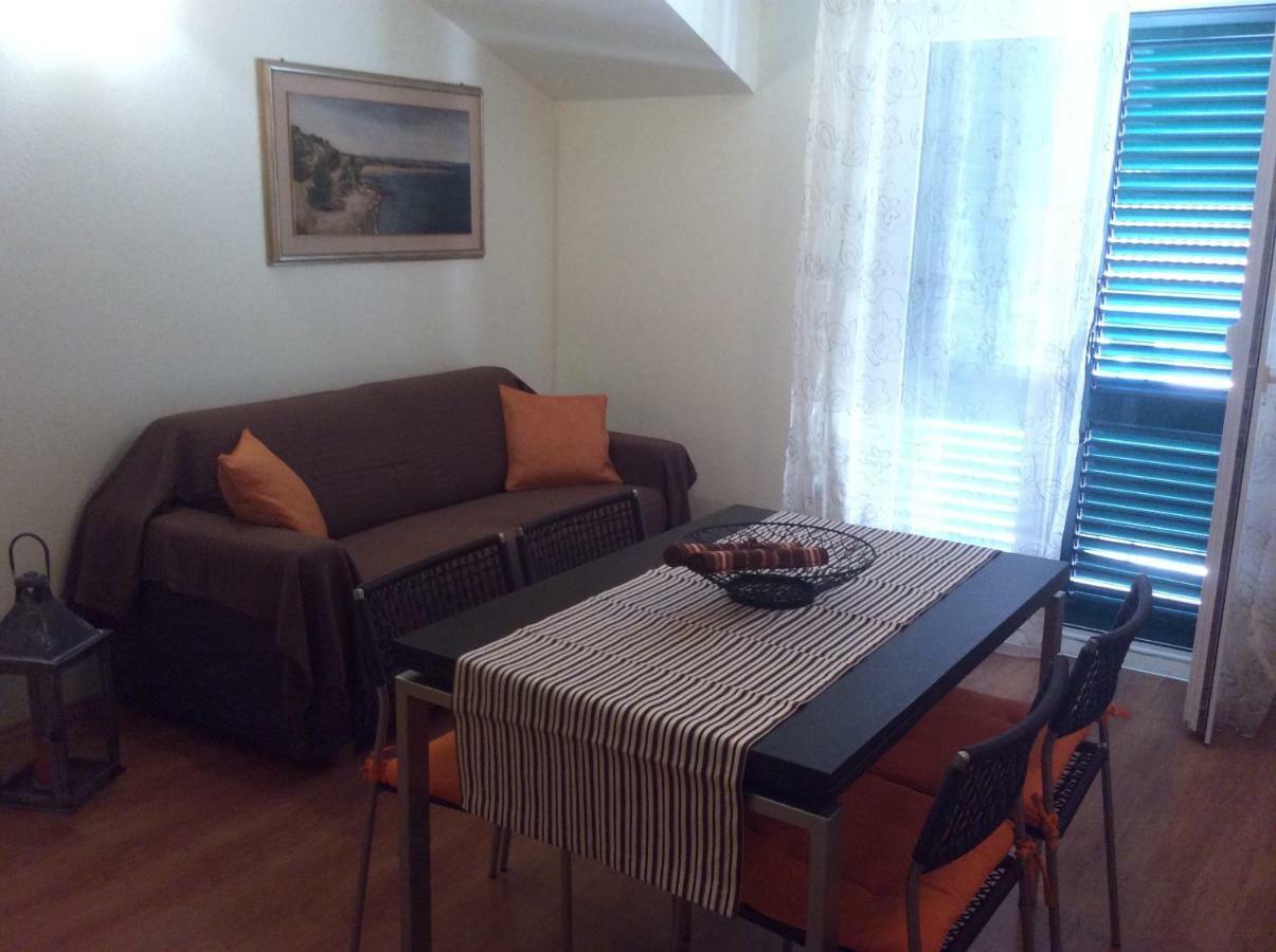 Apartmani Katarina Bol Extérieur photo