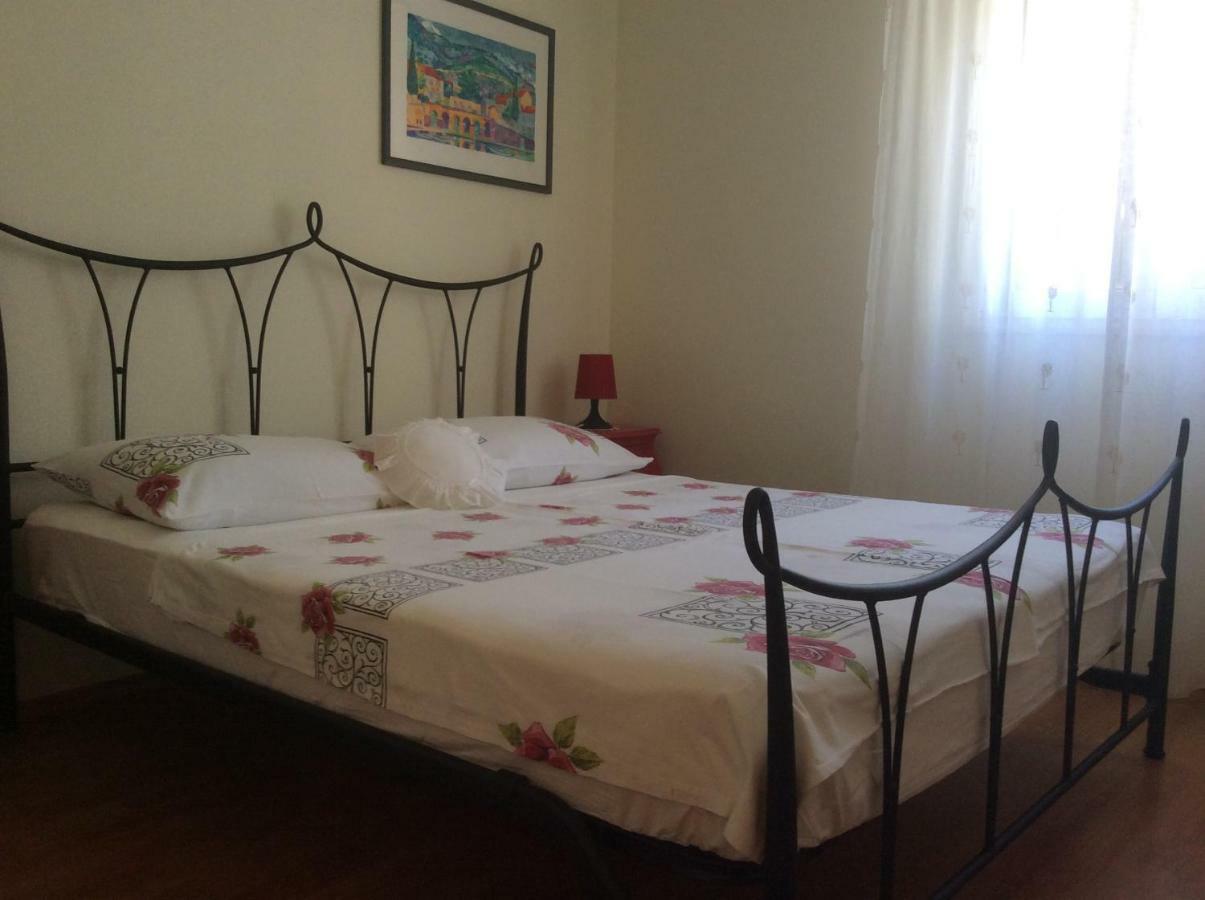 Apartmani Katarina Bol Extérieur photo