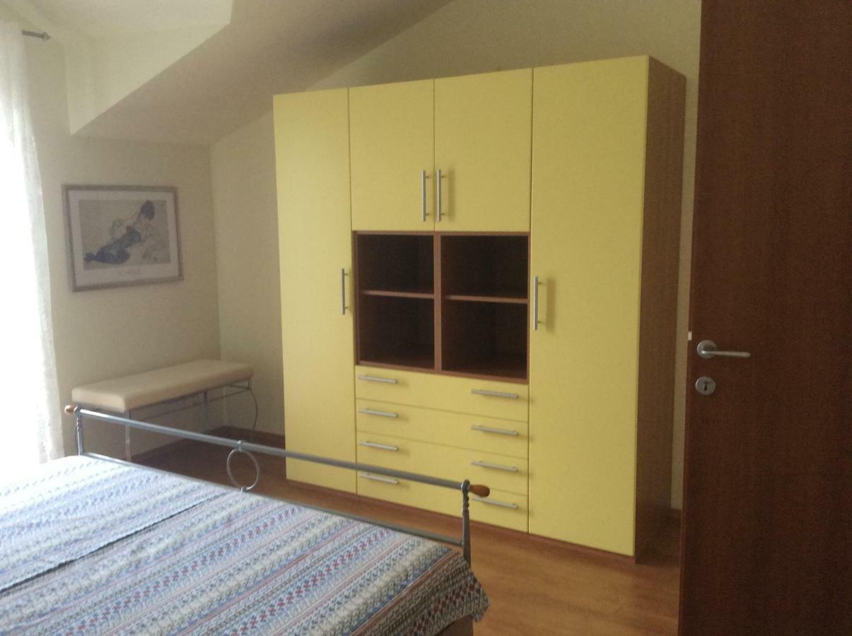 Apartmani Katarina Bol Extérieur photo