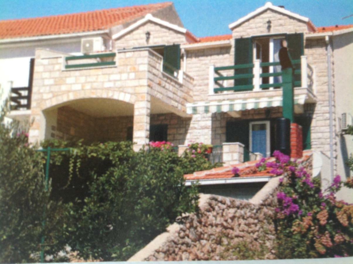 Apartmani Katarina Bol Extérieur photo