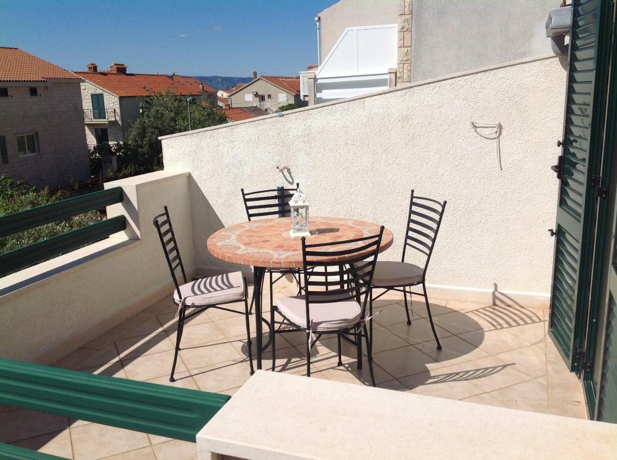 Apartmani Katarina Bol Extérieur photo