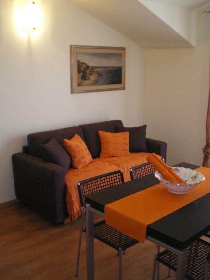 Apartmani Katarina Bol Extérieur photo